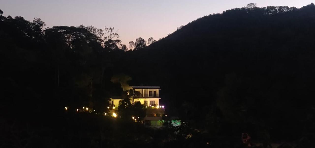 Mist Woods Vagamon Hotel Luaran gambar